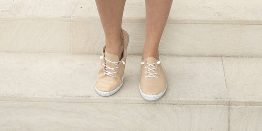 The Ultimate Guide to Pregnancy Shoes: Comfort Meets Elegance